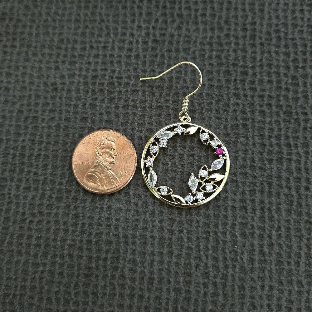 La Meno "Secret🤫 Garden💐" Earrings - Picture 7 of 16
